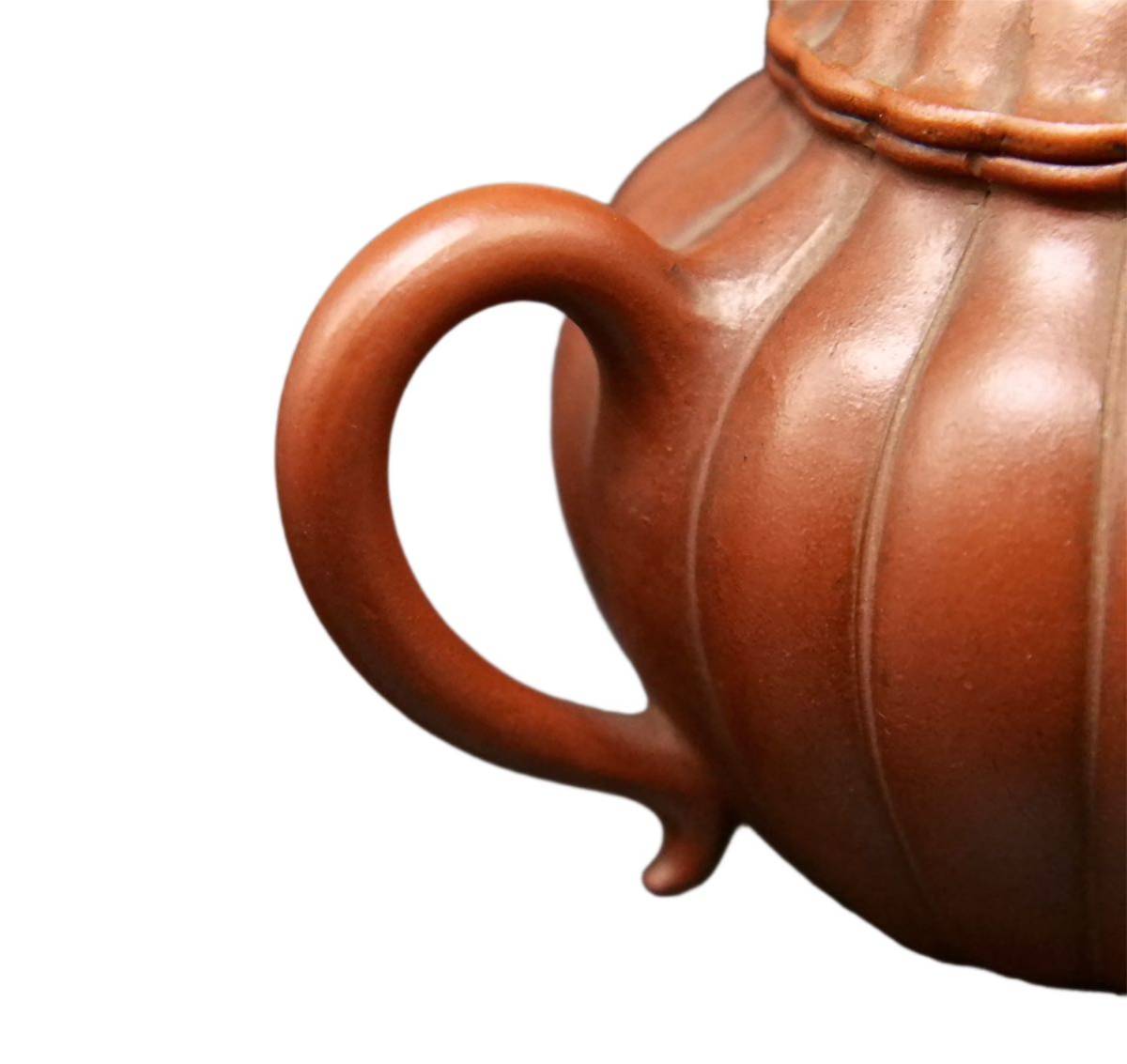 S178 時代煎茶道具 朱泥紫砂 菊形 煎茶 後手急須 茶壷 朱泥急須 茶器 中国唐物 茶道具 美術品 陶磁器 幅:11.7×8.1cm_4