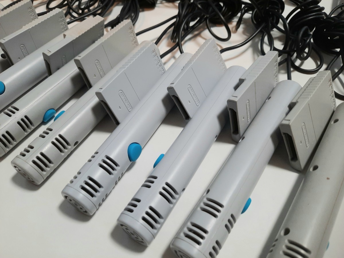  22個セット 任天堂 ニンテンドー ゲームキューブ マイク 本体 DOL-022 NINTENDO GAMECUBE GC microphone(アクセサリ、周辺機器)｜売買されたオークション情報、yahooの商品情報をアーカイブ公開 - オーク アクセサリ、周辺機器