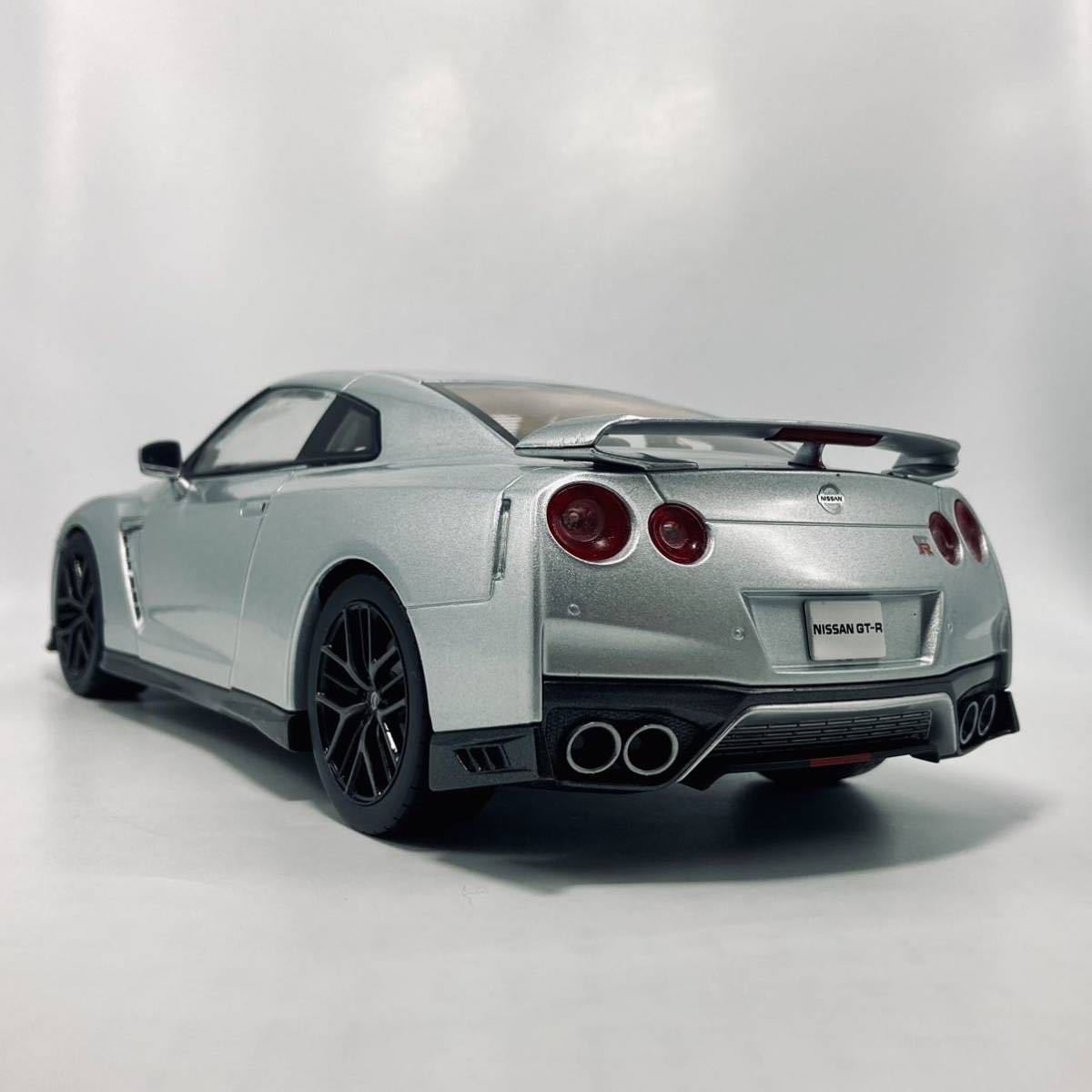 PREMIUM & COLLECTIBLES FIRST:18 1/18 平成29年式 R35型 日産 GT-R アルティメイトメタルシルバー ...