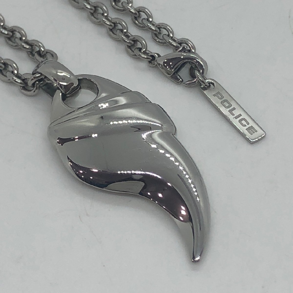 USED POLICE ポリス 勾玉 トップ ペンダント ネックレス シルバー 