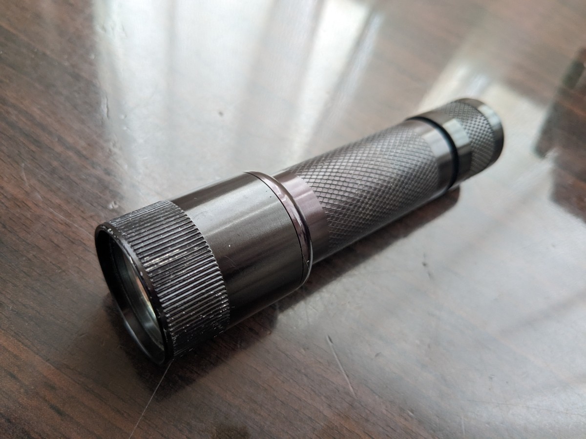 希少 SUREFIRE 実物 6P フラッシュライト 旧モデル(パーツ)｜売買され 