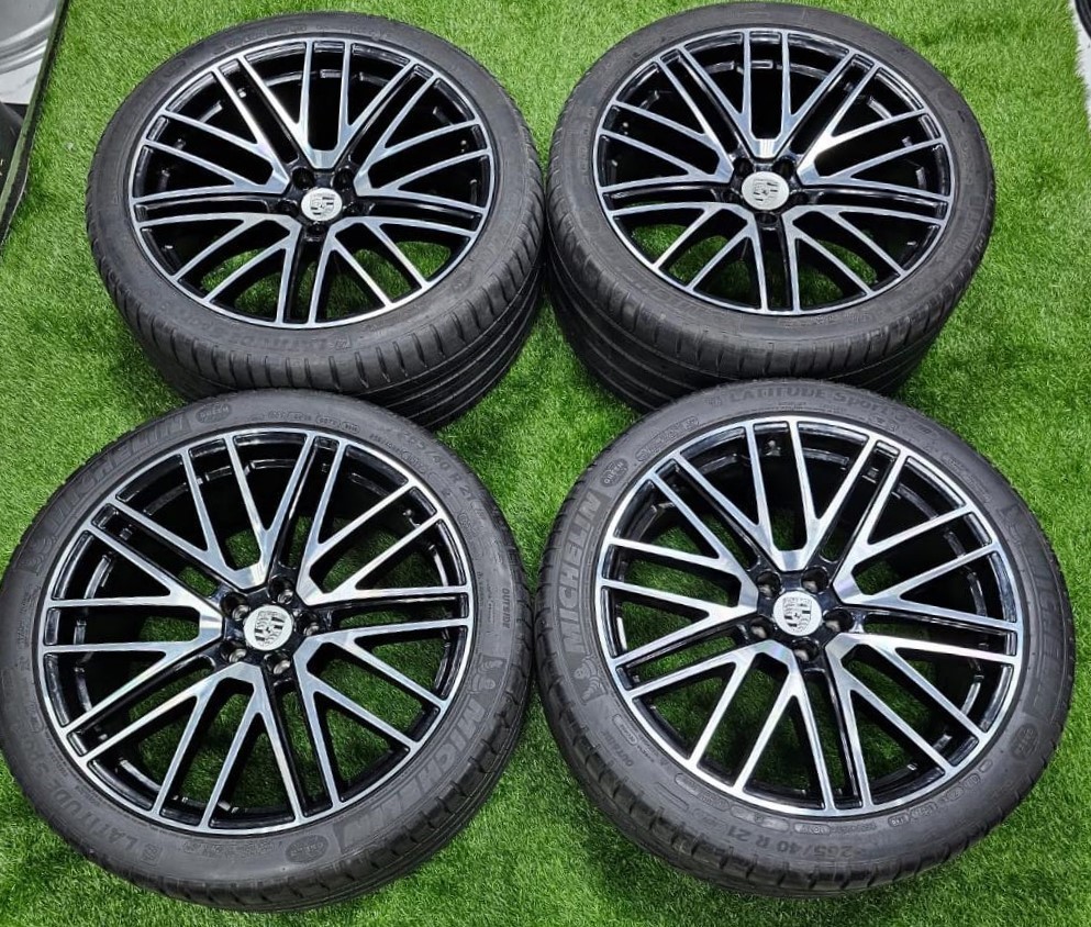 ★新型ポルシェ ★純正★マカン RS Spider 純正オプション 95B 21インチ 4本 マカン Porsche Macan Turbo Black edition 