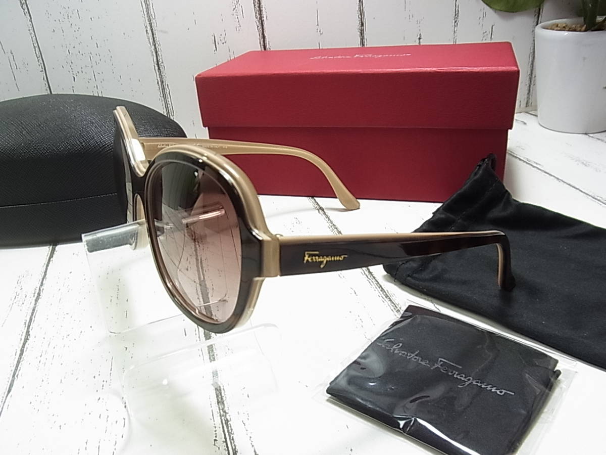 1円から☆正規品美品Salvatore Ferragamoサルヴァトーレフェラガモ  