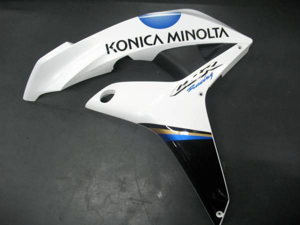 ホンダ Cbr600rr Pc40 コニカミノルタ 左ミドルカウル 品 サイド 売買されたオークション情報 Yahooの商品情報をアーカイブ公開 オークファン Aucfan Com