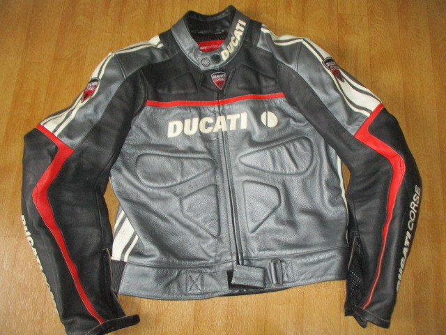 ダイネーゼ(DAINESE)ドゥカティ ジャケット＆パンツ 2ピース 