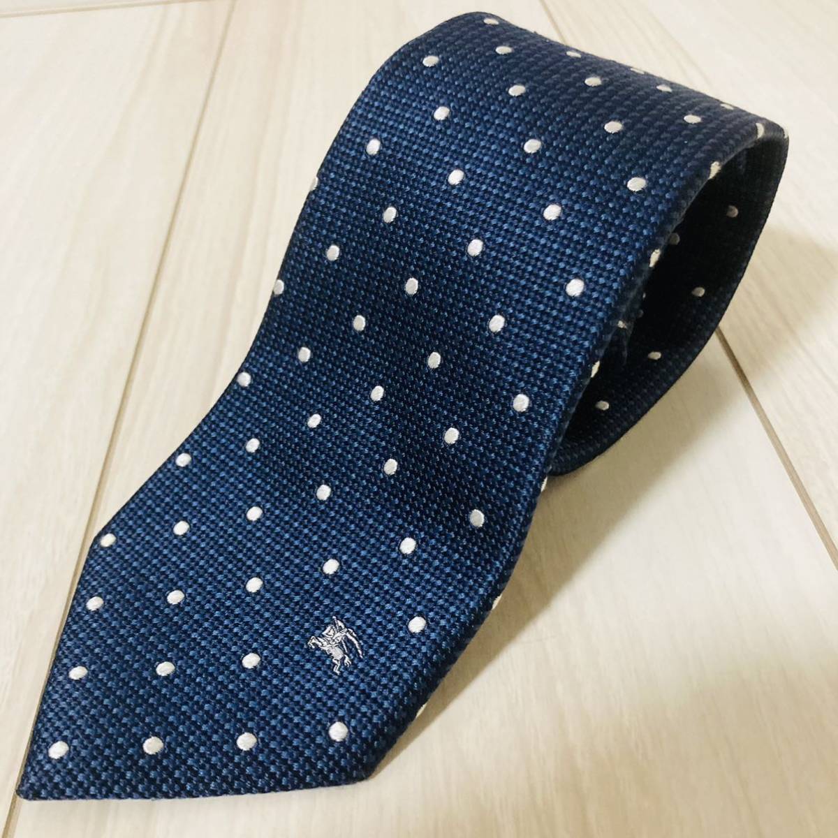 s*n様 美品 バーバリーブラックレーベル　ネクタイ ネイビー　ホースマーク ☆美品 バーバリー ホースマーク ドット 高級 ブラックレーベル ワン