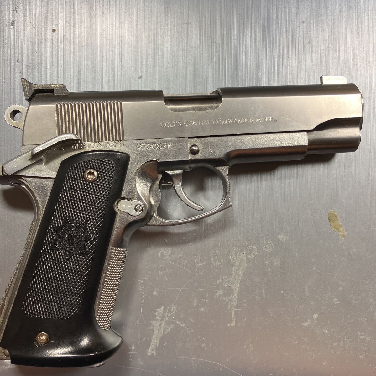 コルト・コンバットコマンダー　　　　　　　　　ウェスタンアームズ　　　　　　　　　　　　　　　　固定スライドガスガン_2