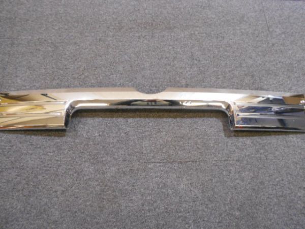 ☆タフト　LA900S　純正　ゲートガーニッシュ 76801-B2040 中古★