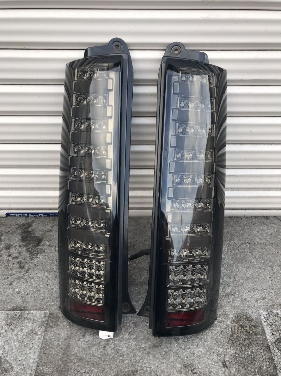 スズキ エブリィ DA64W エブリィテールランプ 左右セット スモーク 