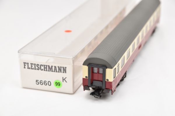 Yahoo!オークション FLEISCHMANN 0 1 客車 フライ フライシュマンの