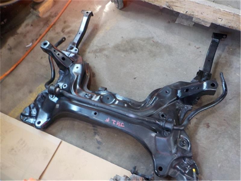 ホンダ 純正 N-WGN 《 JH2 》 フロントサスペンションクロスメンバ 50200-TY1-013 P10500-23006477