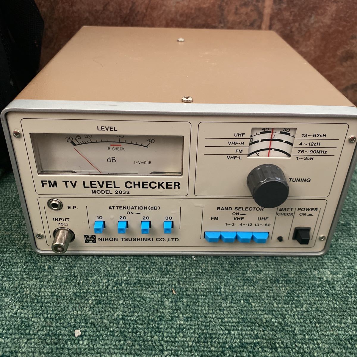 中古 日本通信機 FMレベルチェッカー 2832 電界強度測定器
