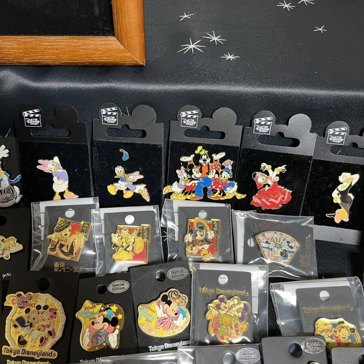 ディズニー ピンバッジ 120点以上 大量まとめ売り 美品 周年