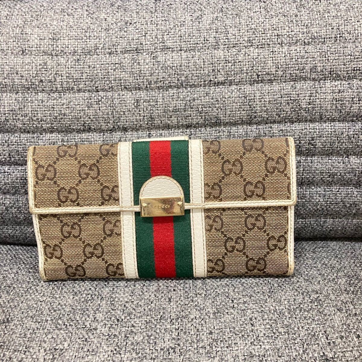 激安大特価，品質保証 GUCCI グッチ GGキャンバス シェリーライン 財布 長財布 ブランド 二つ折り長財布 レディース おしゃれ(女性用財布)｜売買されたオークション情報、yahooの商品情報をアーカイブ公開 - オーク 服飾小物