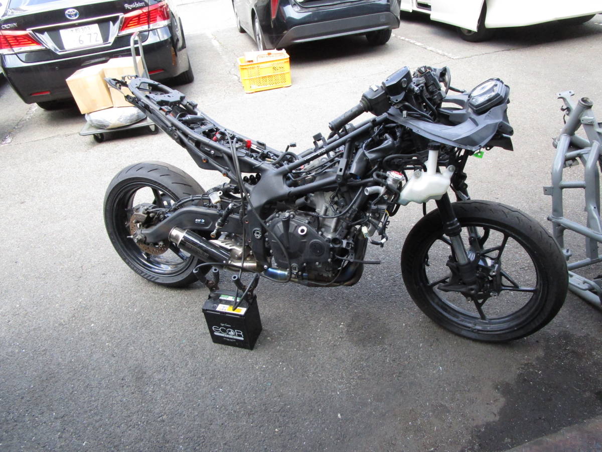 不動車外し ジャンク ZX-25R ZX250E 純正 メインハーネス 電装系 部品