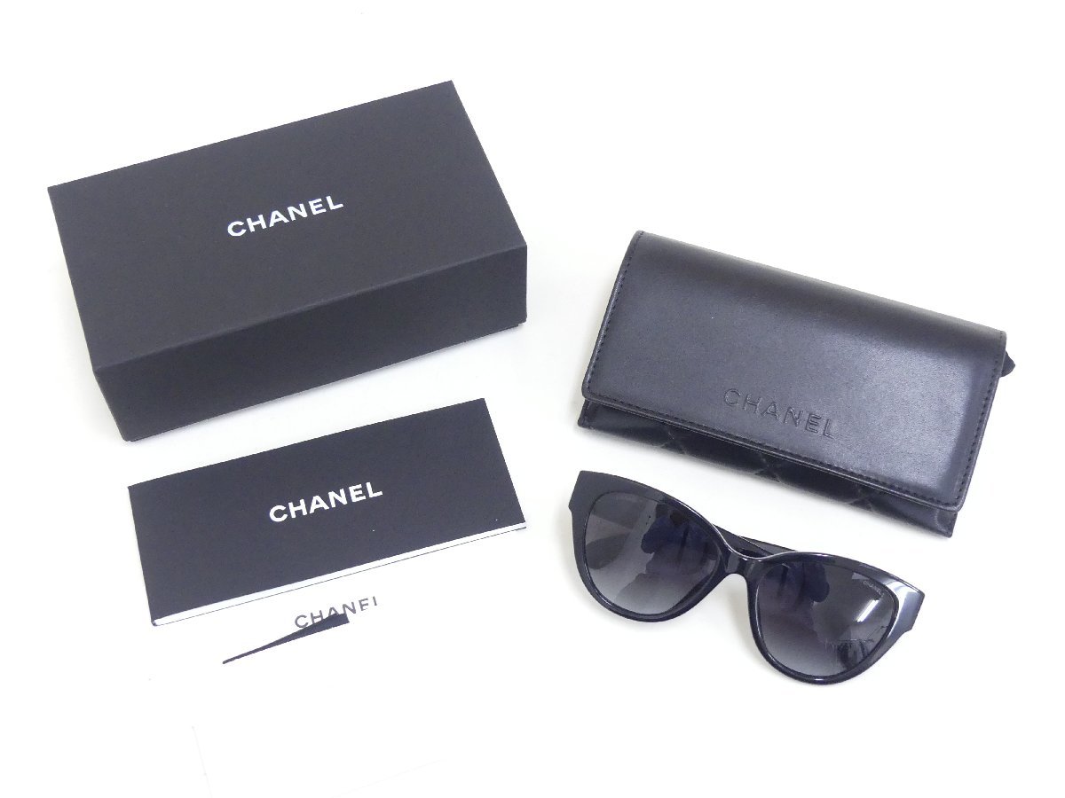 CHANEL サングラス バタフライシェイプ ブラックアセテート ココマーク