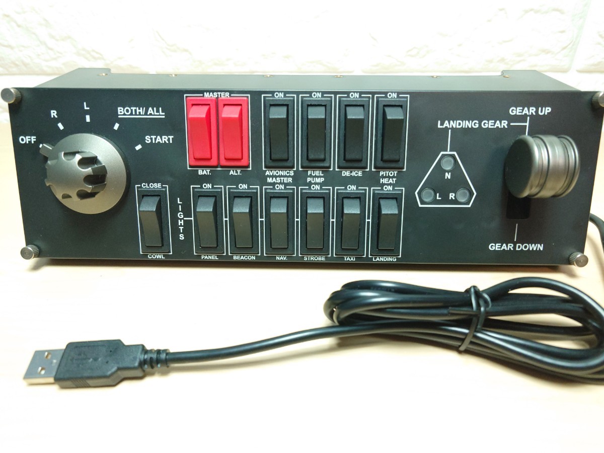 ロジクール G-PF-SWTP Flight Switch Panel 中古美品(入力装置)｜売買 