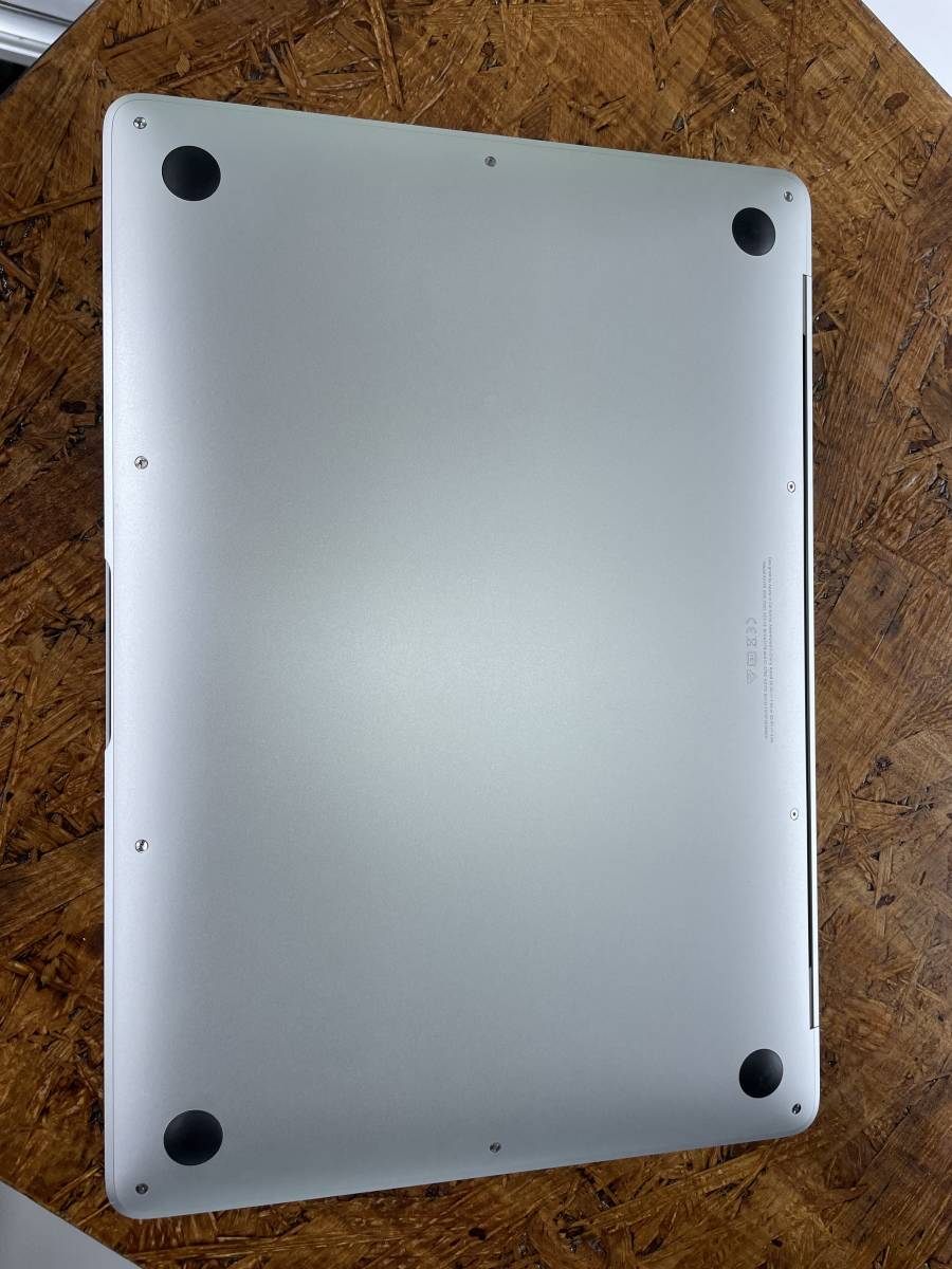 超美品 MacBook air 2020 Core i5 1.1GHz メモリ8GB SSD512GB 充放電29回　おまけ付き_3