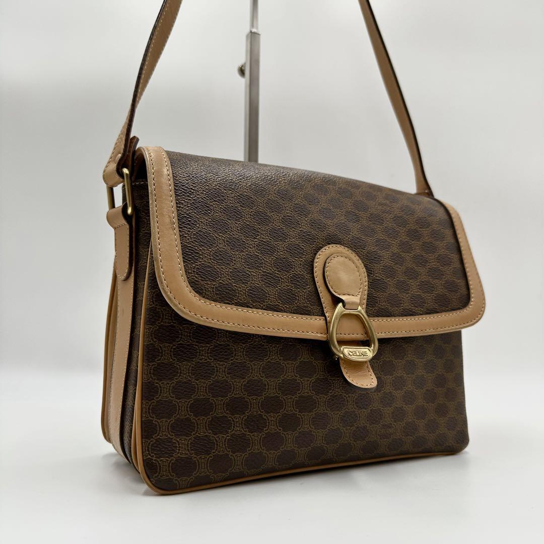 トリオンフ ショルダーバッグ マカダム セリーヌ マカダム柄 CELINE