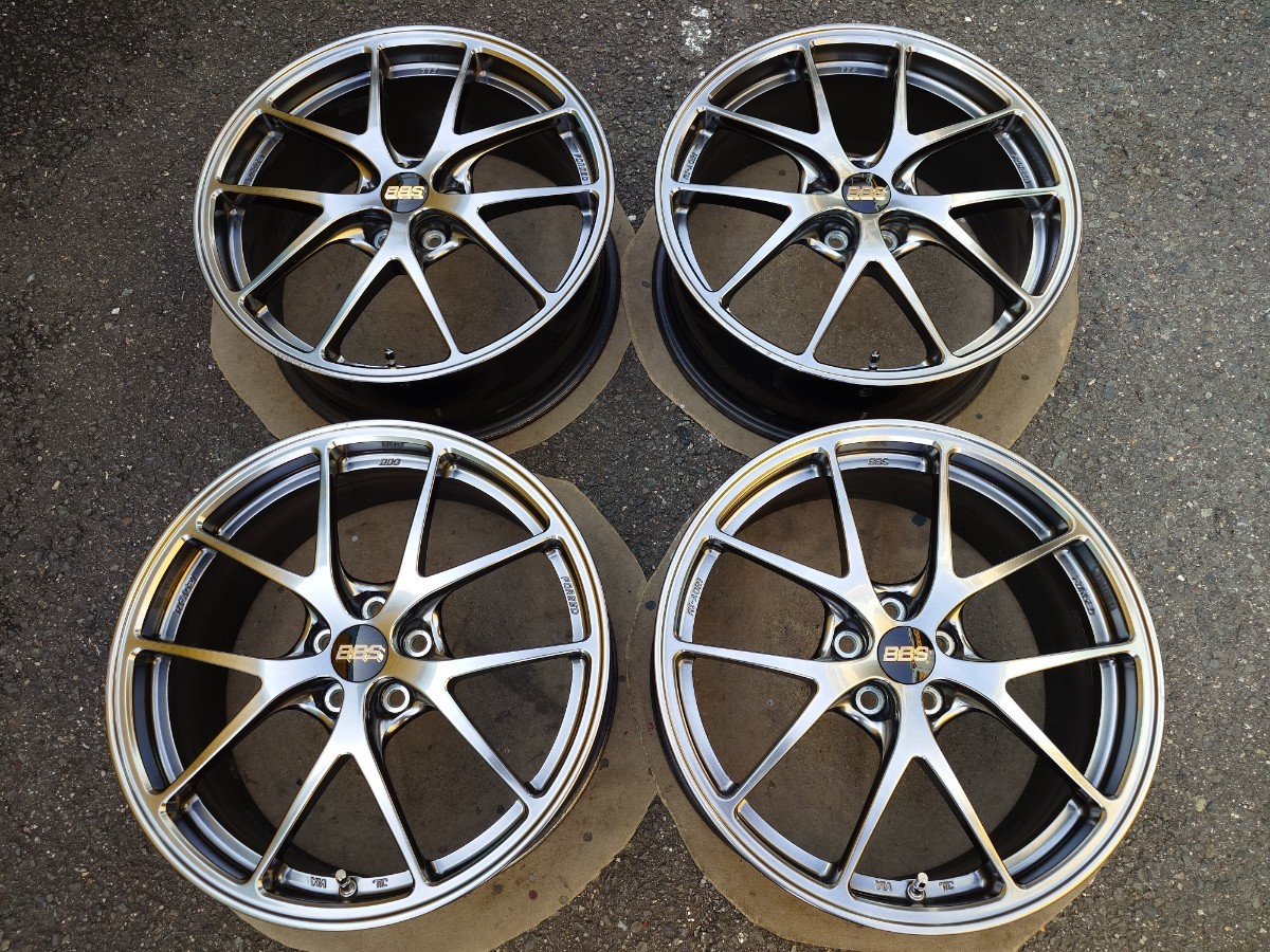 86 BRZ プリウス 現行品 鍛造 BBS RI-A DB ダイヤモンドブラック 18 
