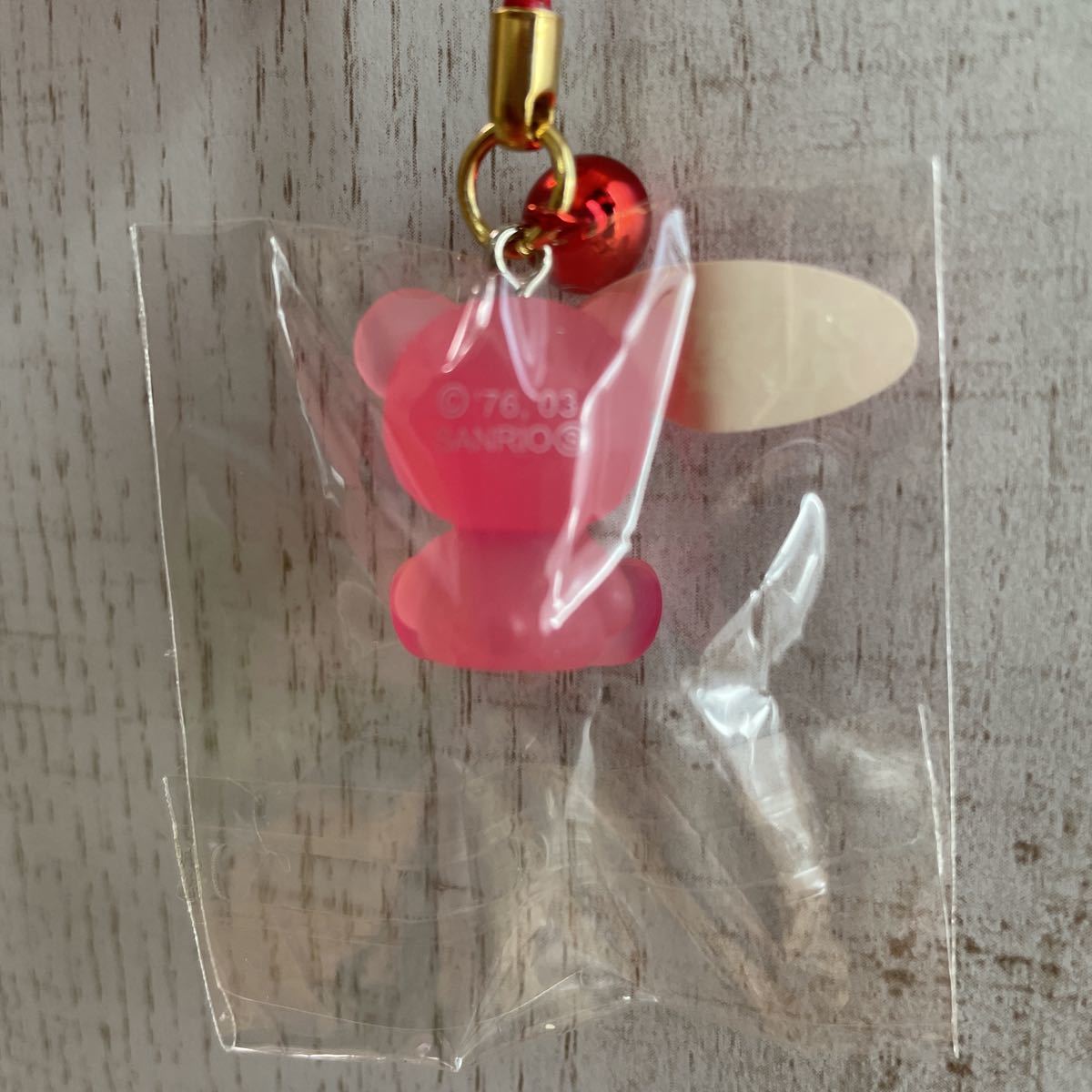 ハローキティ ラッキーカラー ピンク 恋愛運 根付け ストラップ HELLO