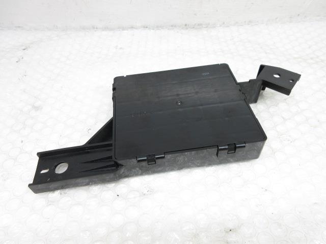23年 ヴォクシー ZRR70W 煌 (2)エアコンアンプ テストOK 88650-28B21