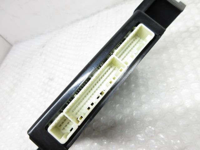 23年 ヴォクシー ZRR70W 煌 (2)エアコンアンプ テストOK 88650-28B21