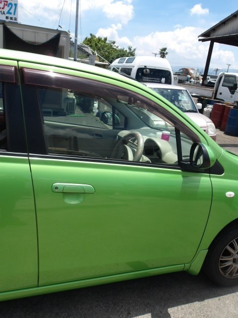 平成22年 アルト HA25S 純正 右フロントドア 71360