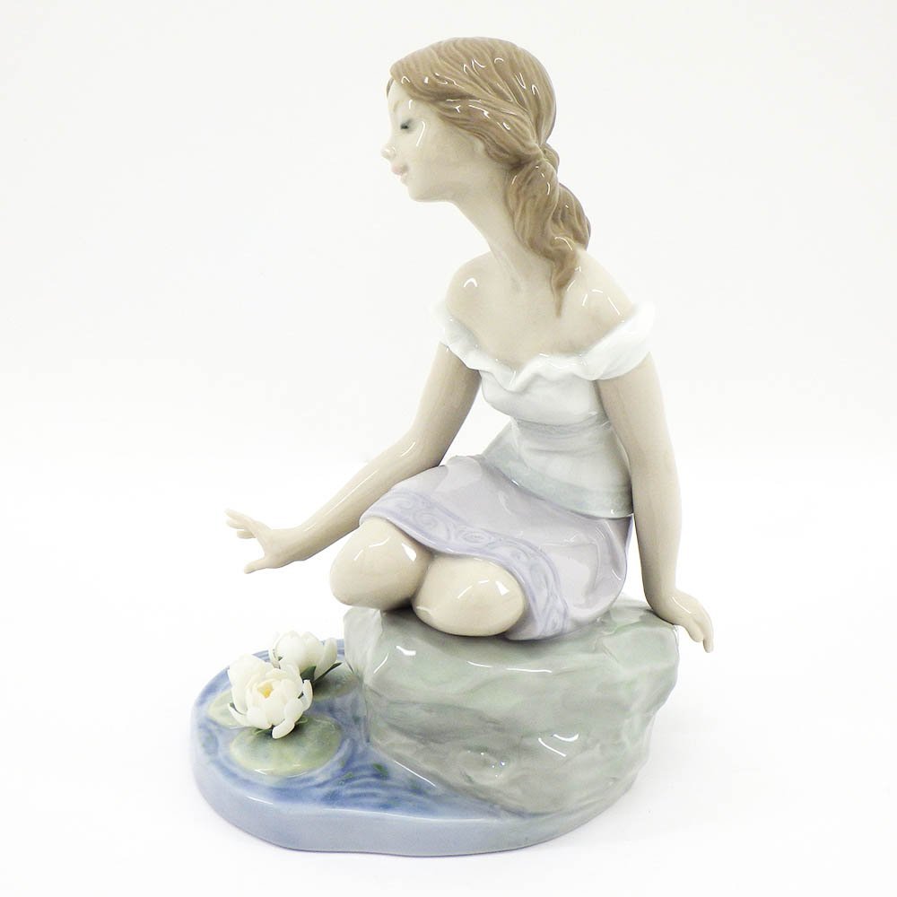 2005年 会員限定LLADRO リヤドロ 7706『ヘレネの思い出』 公式通販