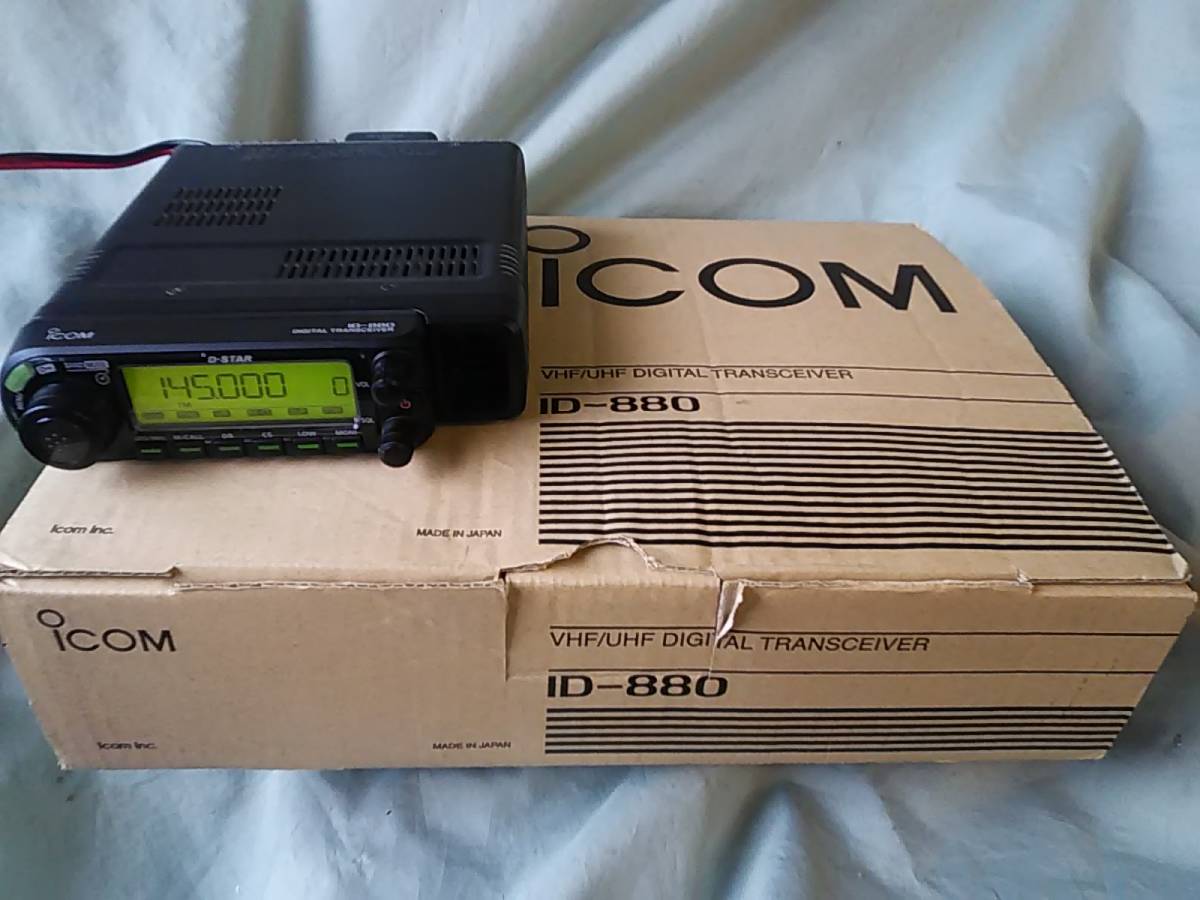 美品 ICOM アイコム ID-880 144/430MHz D-STAR 20Wモービル機 ID-880