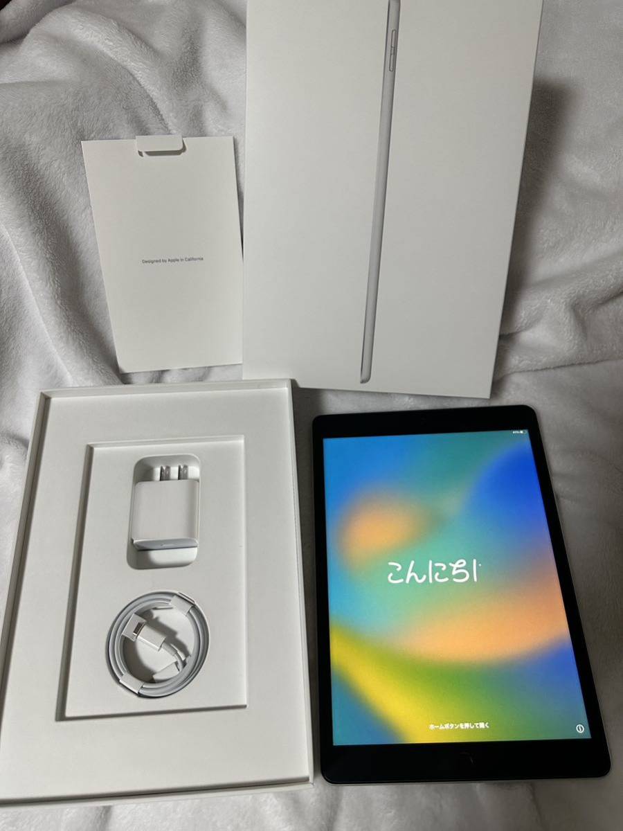 ipad 第九世代　シルバーグレー　美品 Apple iPad（第9世代）10.2インチWiーFiモデル シルバー 64GB 【公式通販】