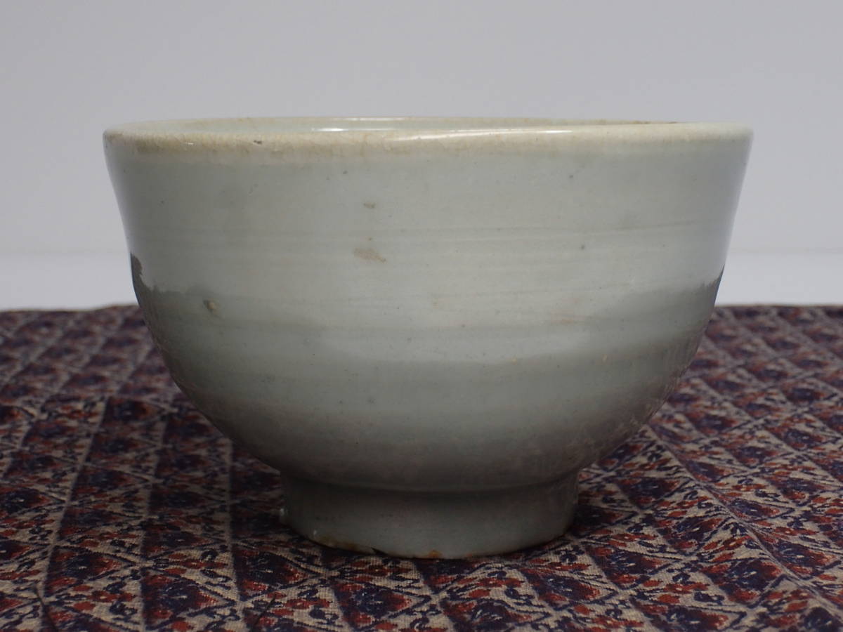 李朝 | 徳利 粉青沙器（ふんせいさき）とは｜李氏朝鮮時代前半を代表