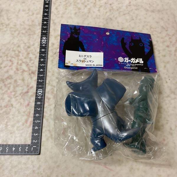 1円〜 ガーガメル ゾッキ怪獣シリーズ ミニデスラ vs スラッシュ 1円〜 ガーガメル ゾッキ怪獣シリーズ ミニデスラ vs スラッシュ