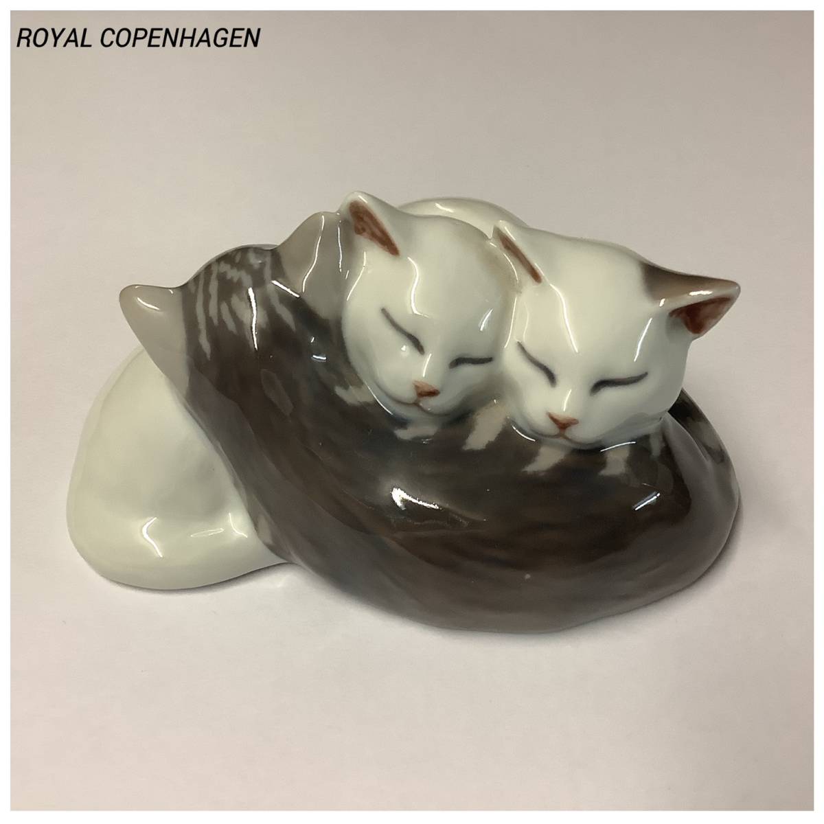 ROYAL COPENHAGEN ロイヤルコペンハーゲン 陶器 三匹の猫 304 ROYAL