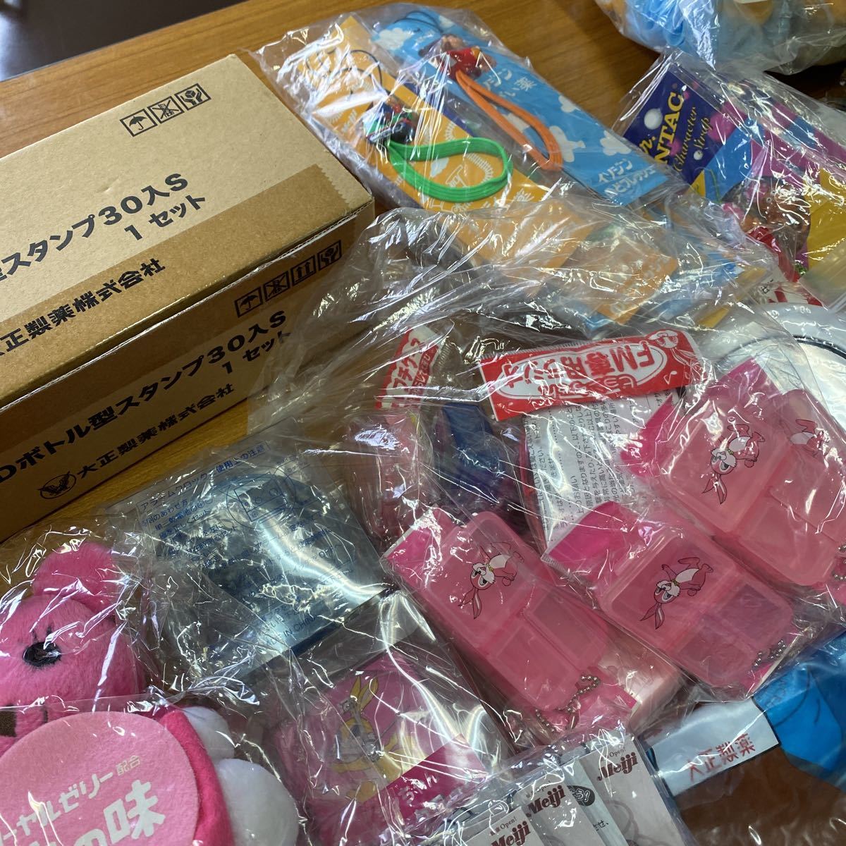 52 ピョンちゃん 大量セット かば君 サトちゃん指人形 ストラップ 