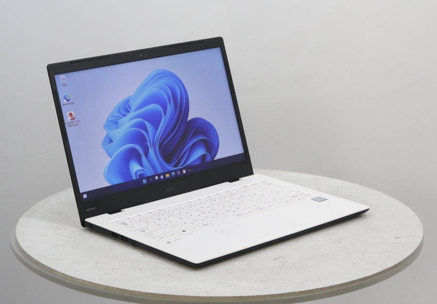 NEC PC-HM750PAW LAVIE HM750/P Core i7 8565U 1.80GHz 8GB NEC PC-HM750PAW LAVIE HM750/P Core i7 8565U 1.80GHz 8GB