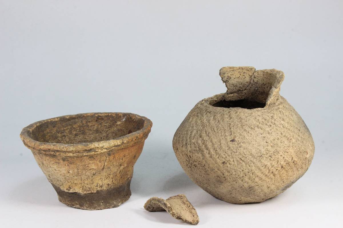 20.宮城県亘理郡亘理町出土　土器、石器、骨角器 ヤジリ 鏃 など 矢尻 発掘 考古 石器 出土 秋田 145点