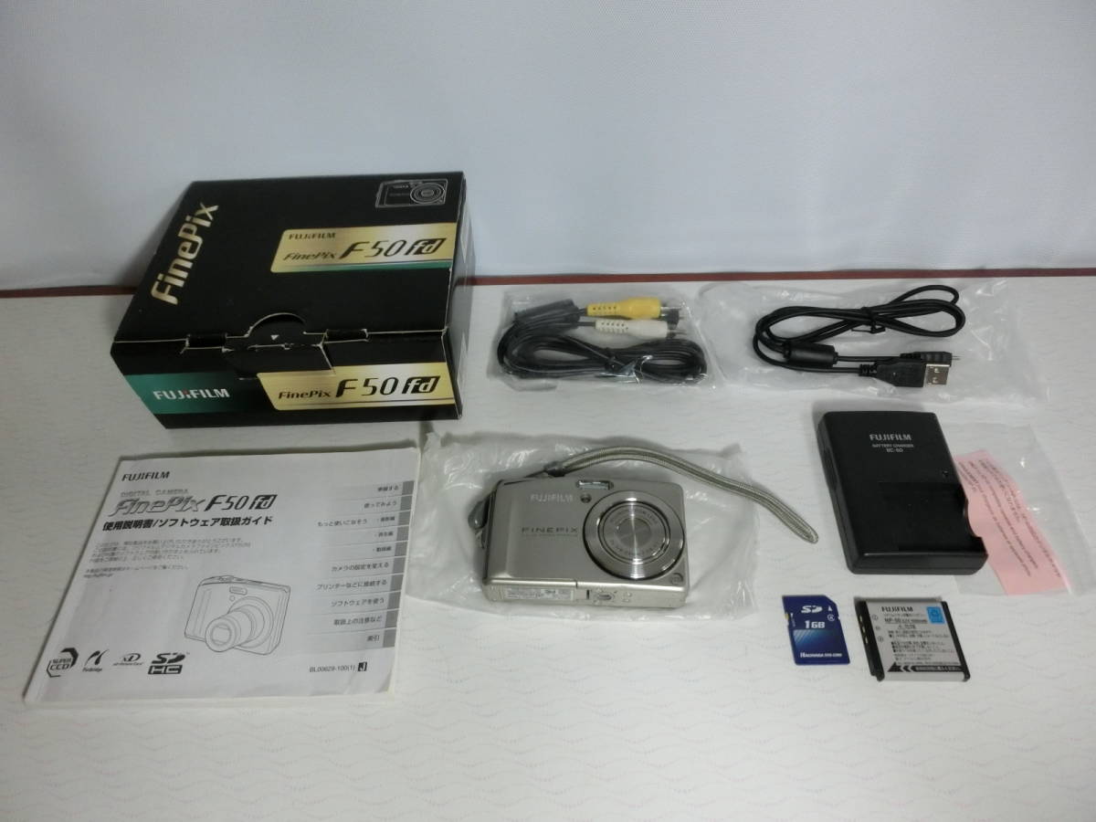 動作確認済み・訳あり】FUJIFILM FinePix F50fd 箱付き カメラ