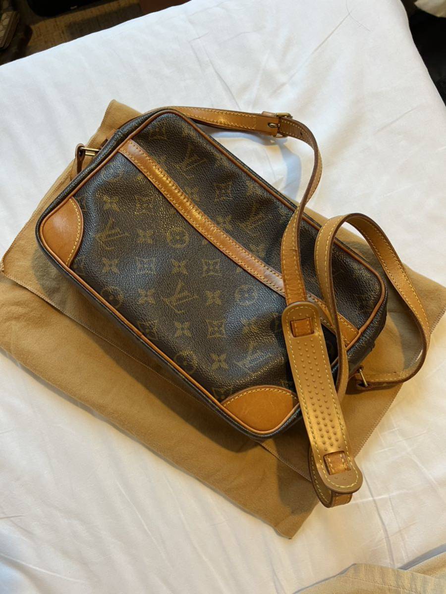LOUIS VUITTON ルイヴィトン モノグラム トロカデロ ショルダーバッグ