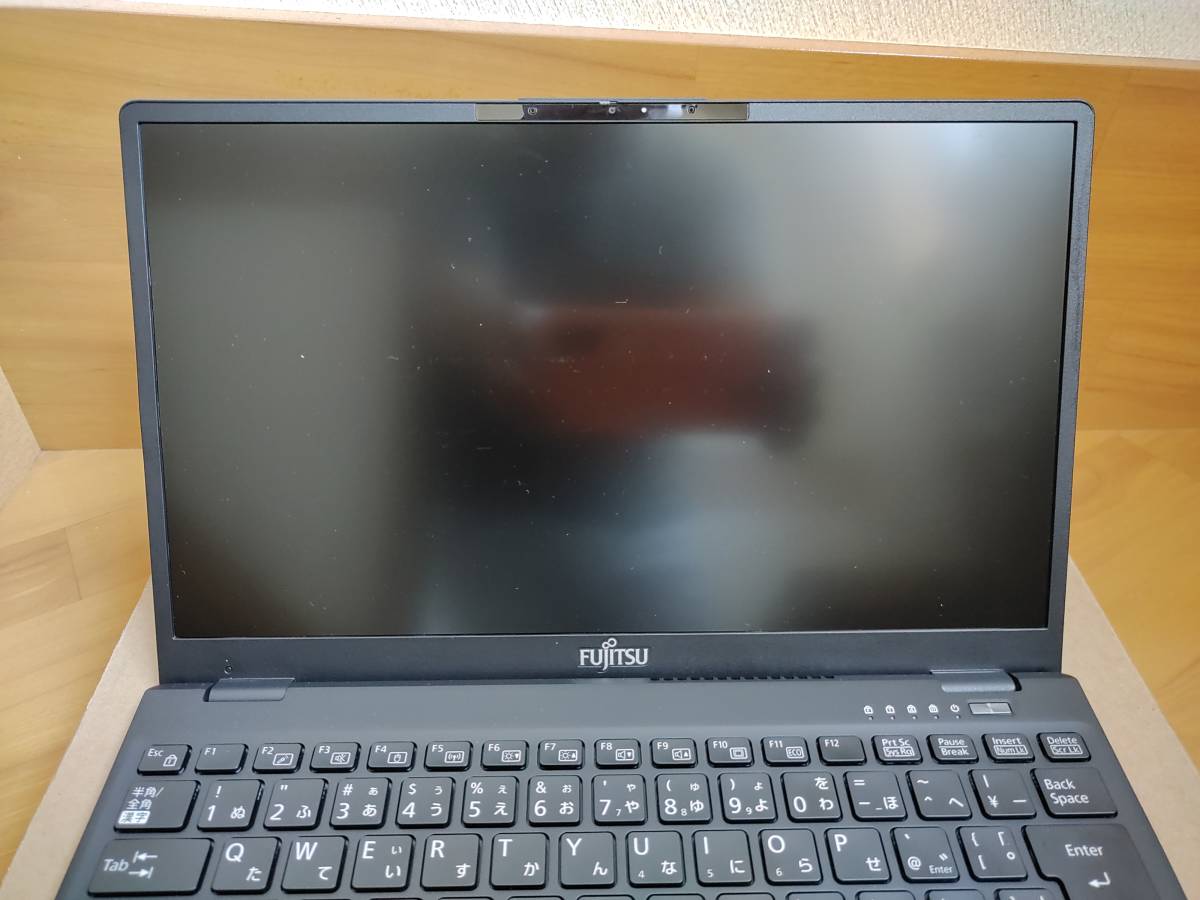 美品】富士通 LIFEBOOK FMVU3401FP U9311/FX Intel Core i7-1185G7 