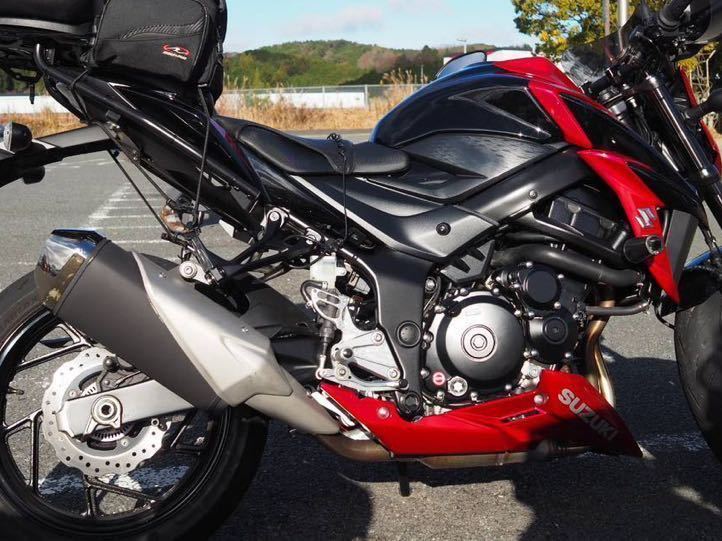 ベビーフェイスバックステップgsr750 gsxs-750