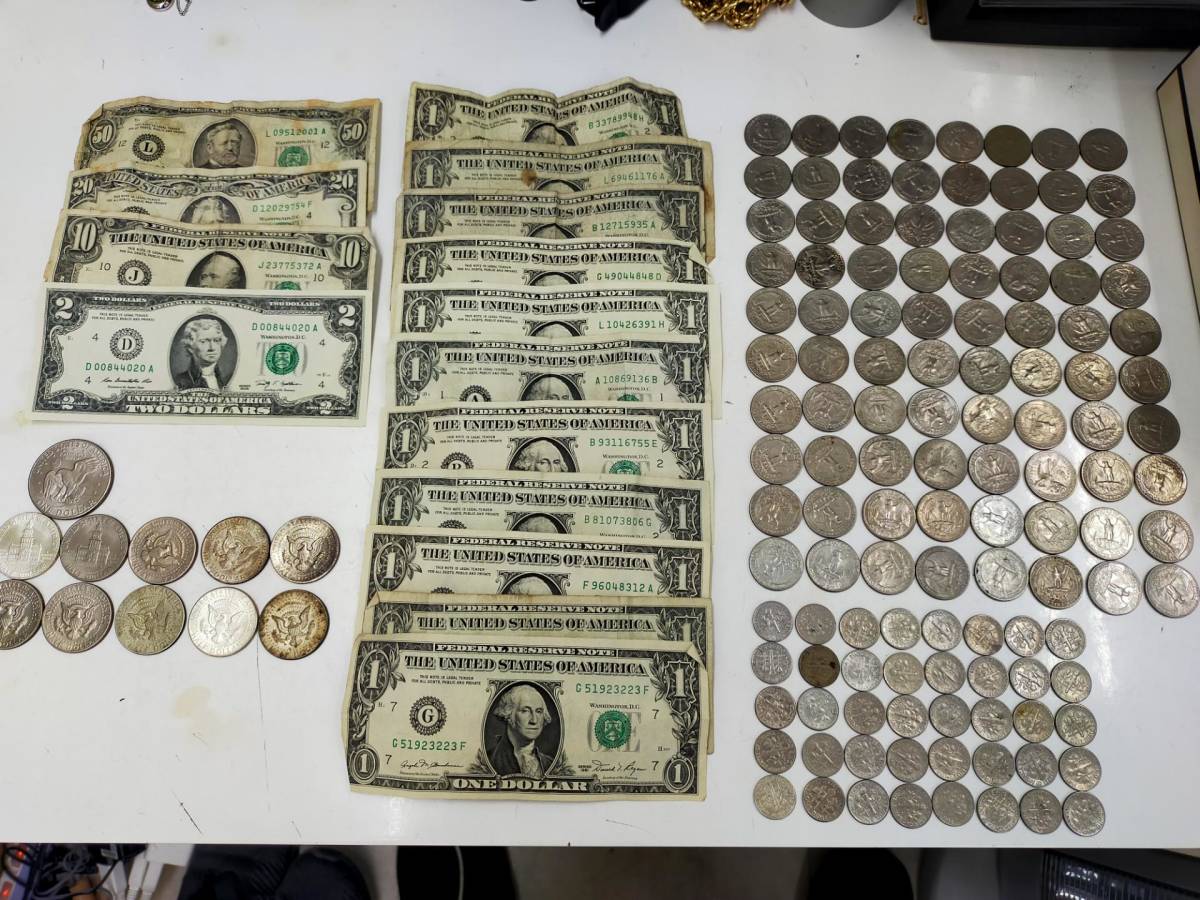 アメリカ ドル 123ドル USA DOLLER 海外 コイン 硬貨 両替 札 お金 ◇9383 アメリカ ドル 123ドル | アメリカドルの通貨と本日の為替レート  ドルの表記・単位・数え方などアメリカの通貨USDについて解説