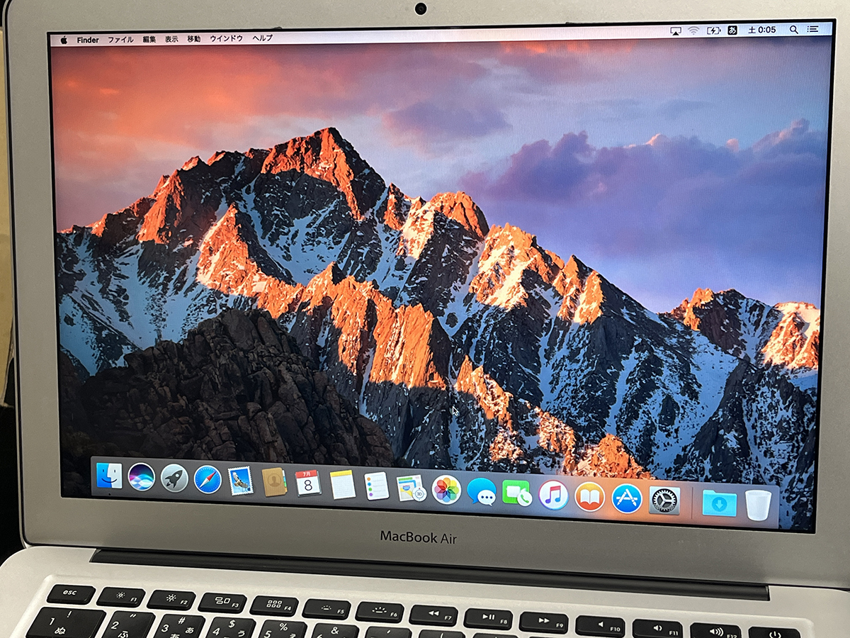 中古□13インチ MacBook Air 2017 A1466 [Core i5/8G/SSD:128G/SD 