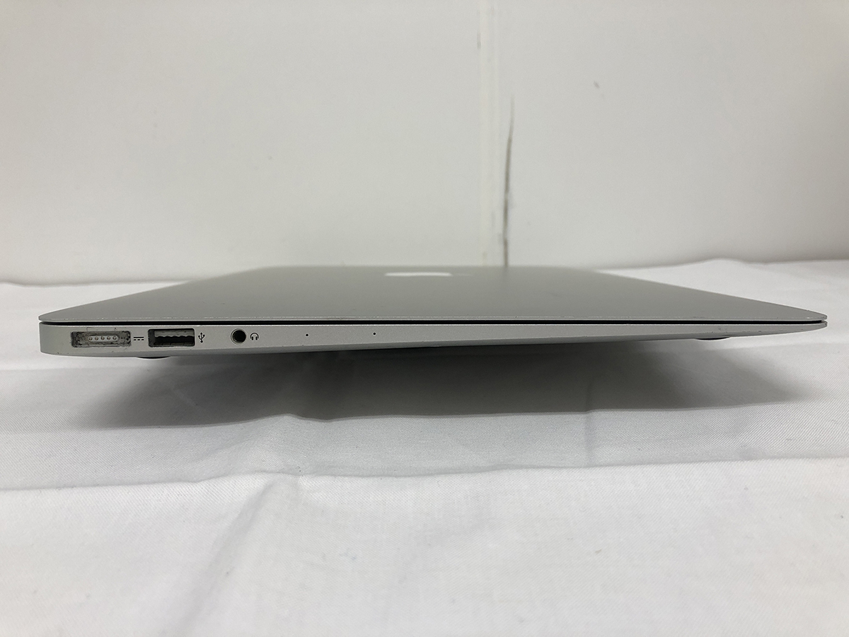 中古□13インチ MacBook Air 2017 A1466 [Core i5/8G/SSD:128G/SD 
