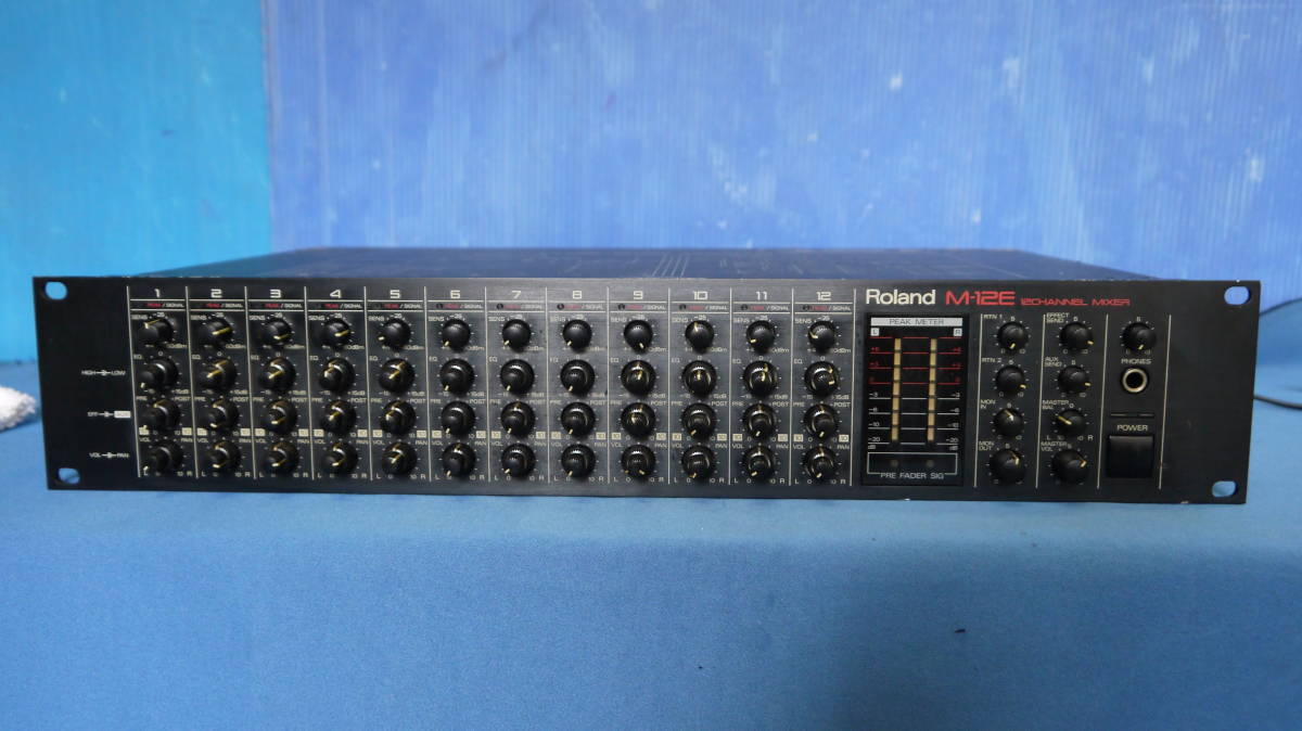 Roland M-12E 12chミキサー 日本製 MIXER エフェクト Roland M-12E