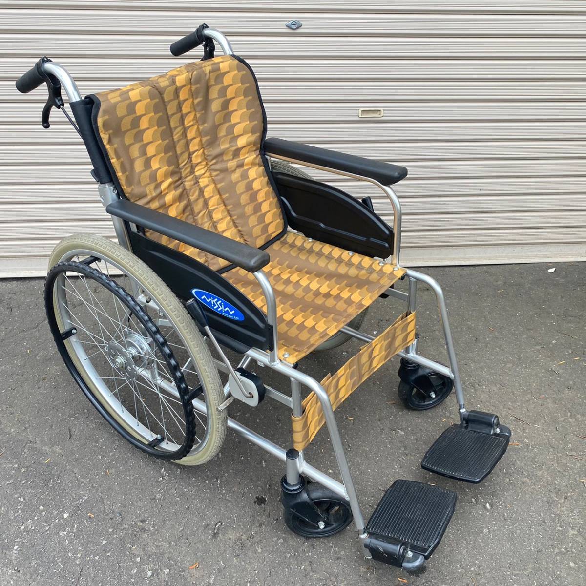 日進医療器 車椅子】自走式 Nissin 車いす 折り畳み □日進医療器□自