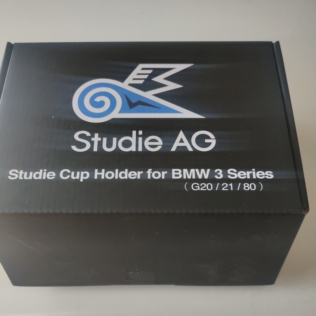 未使用 Studie Cup Holder for BMW 3シリーズ G20/G21/G80M3 右 