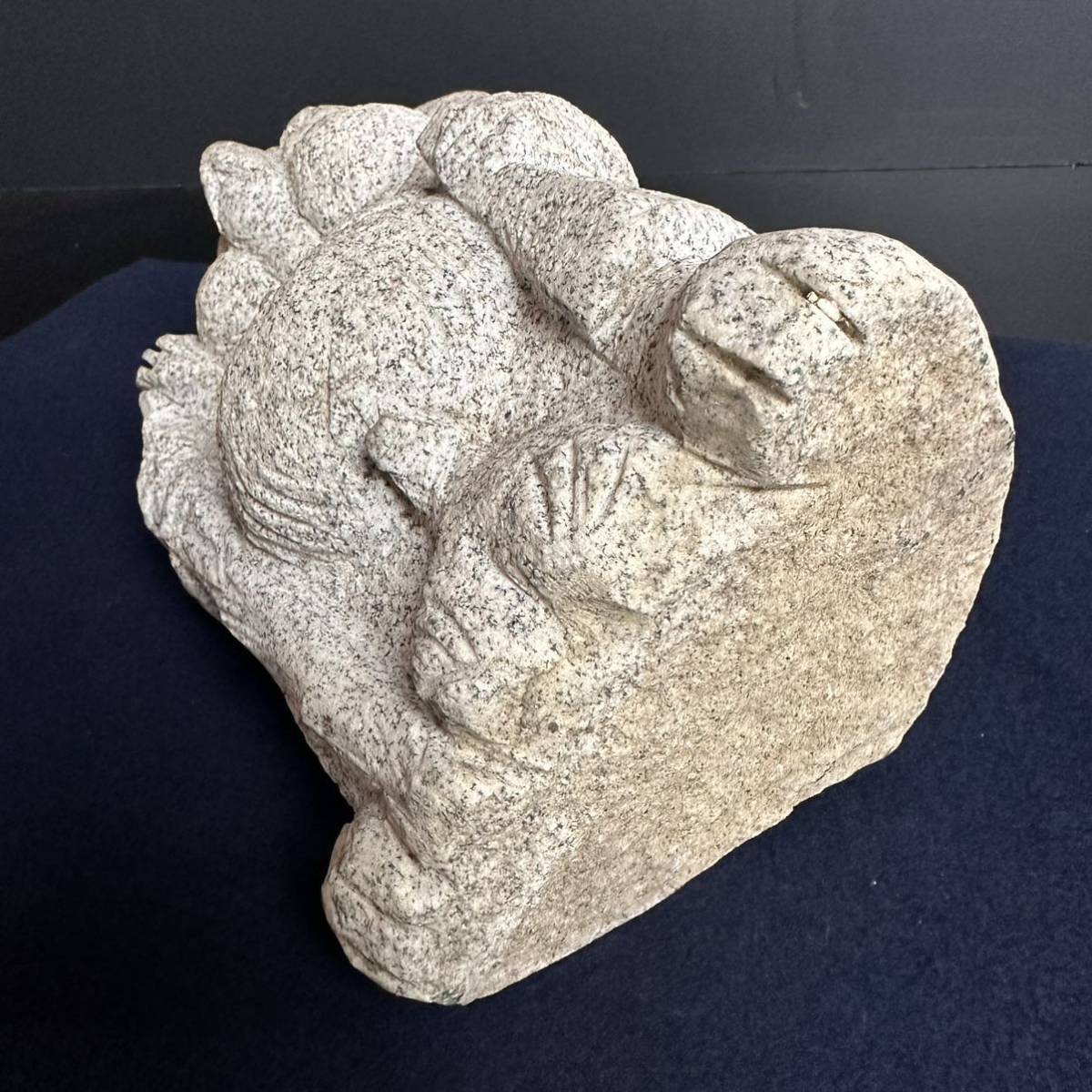 御影石 狸 たぬき 石彫刻 | CT670] タヌキ 重さ約8.2kg 高さ約