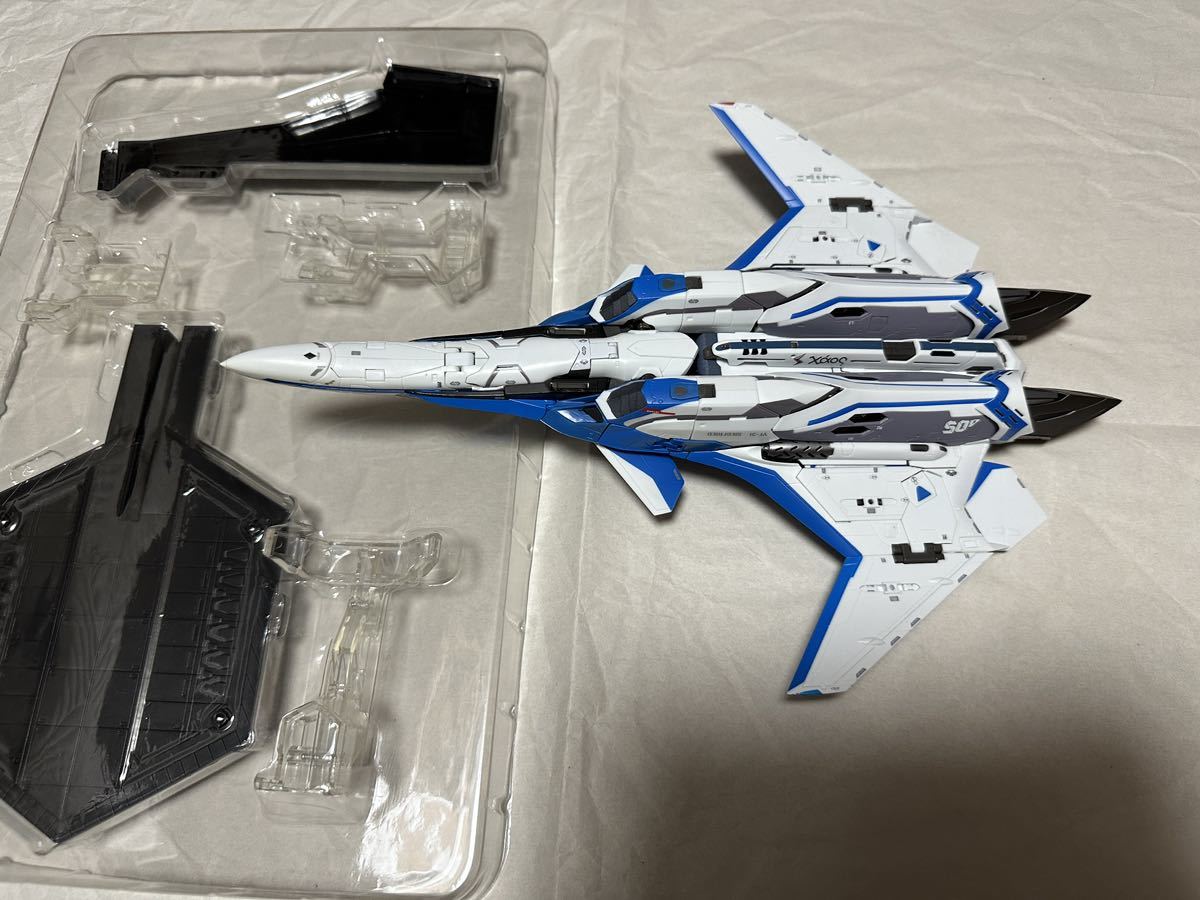 美品】DX超合金 VF-31J ジークフリード ハヤテ・インメルマン機 