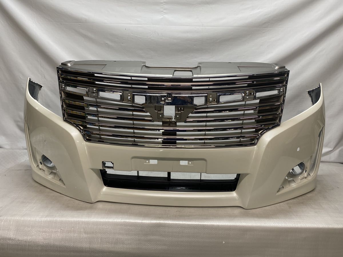 353. 日産 エルグランド E52 フロント バンパー 純正 フロントグリル